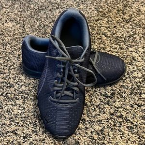 Men’s Tennis Shoes